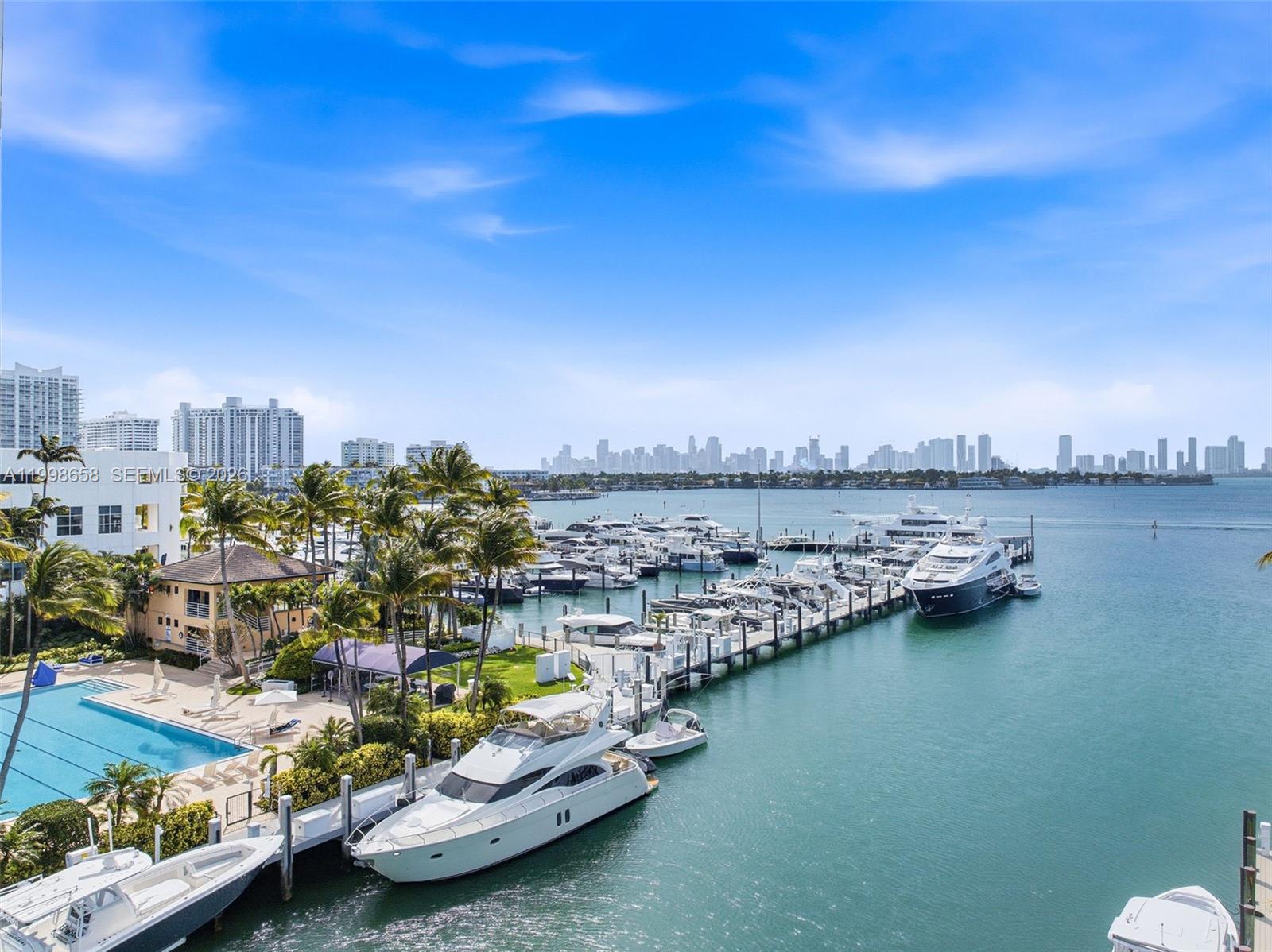 THE THS AT SUNSET HARBOUR - Residential