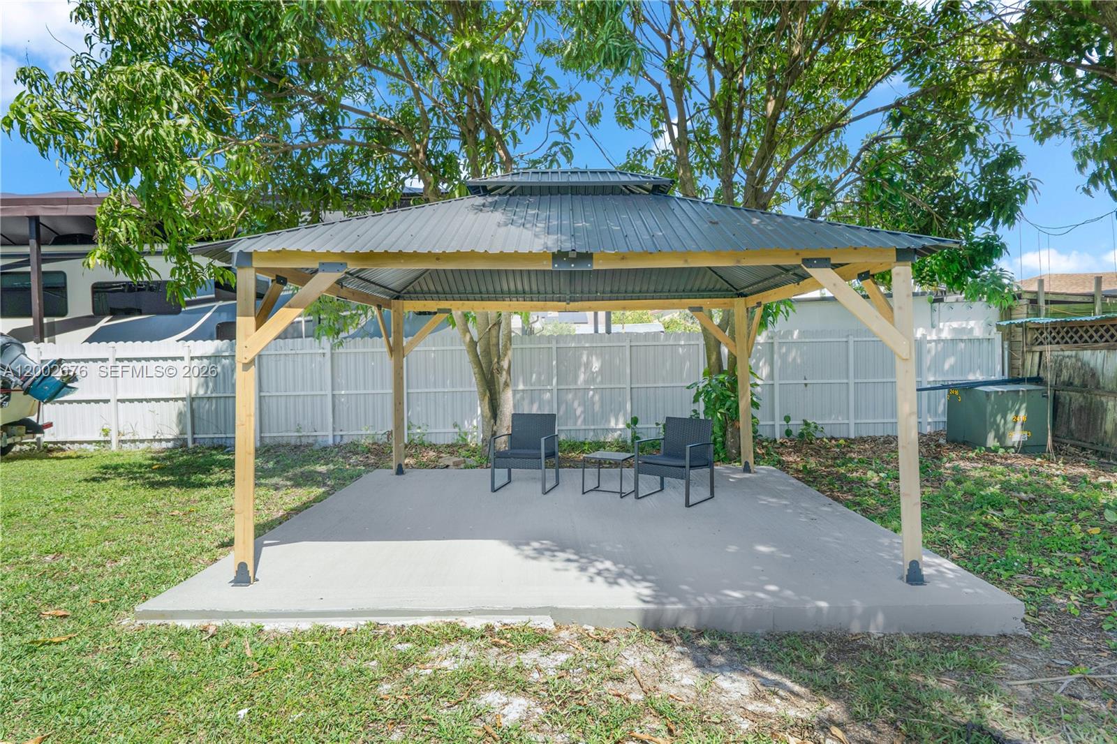 OAKBROOK - Residential