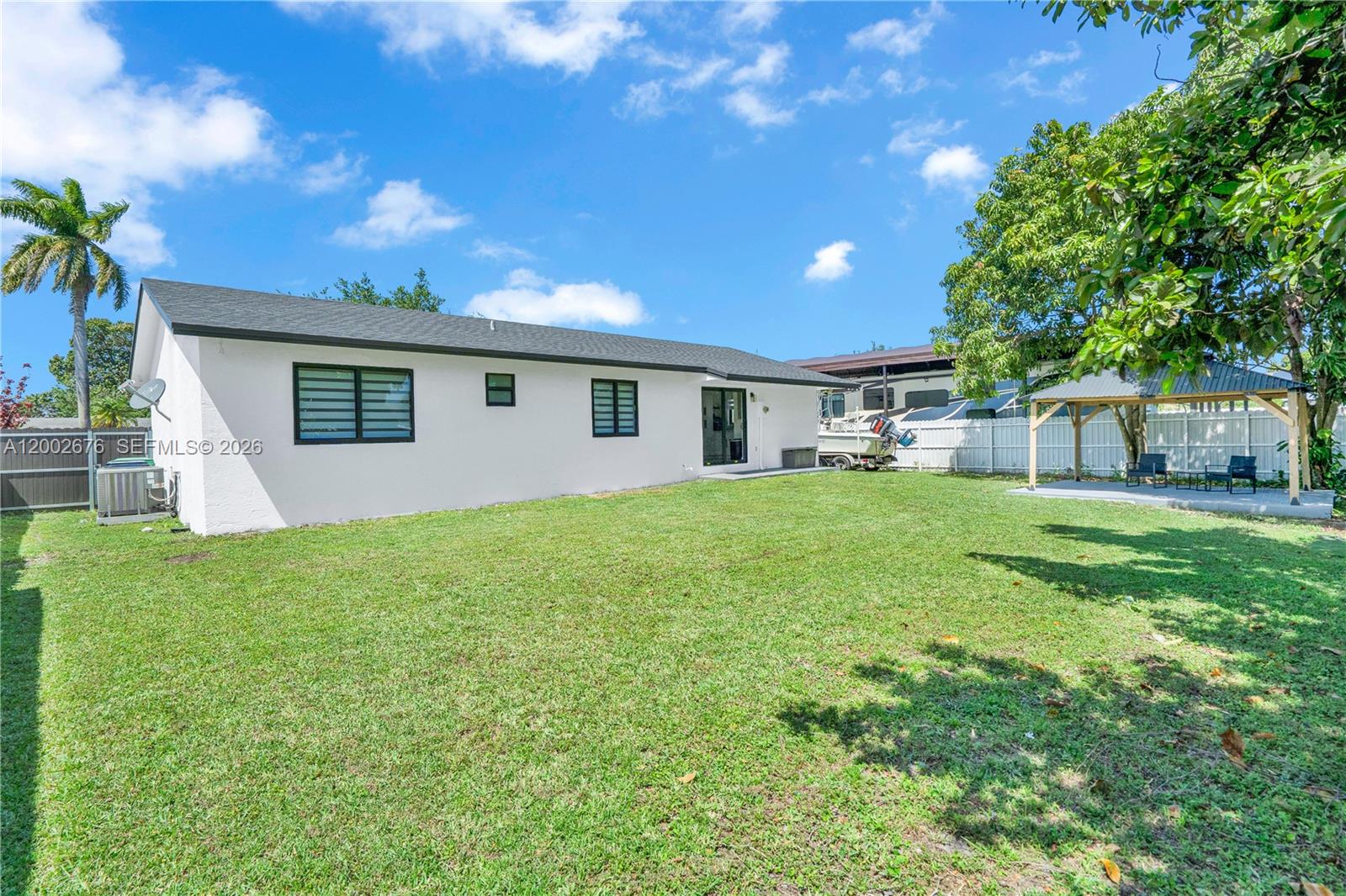 OAKBROOK - Residential