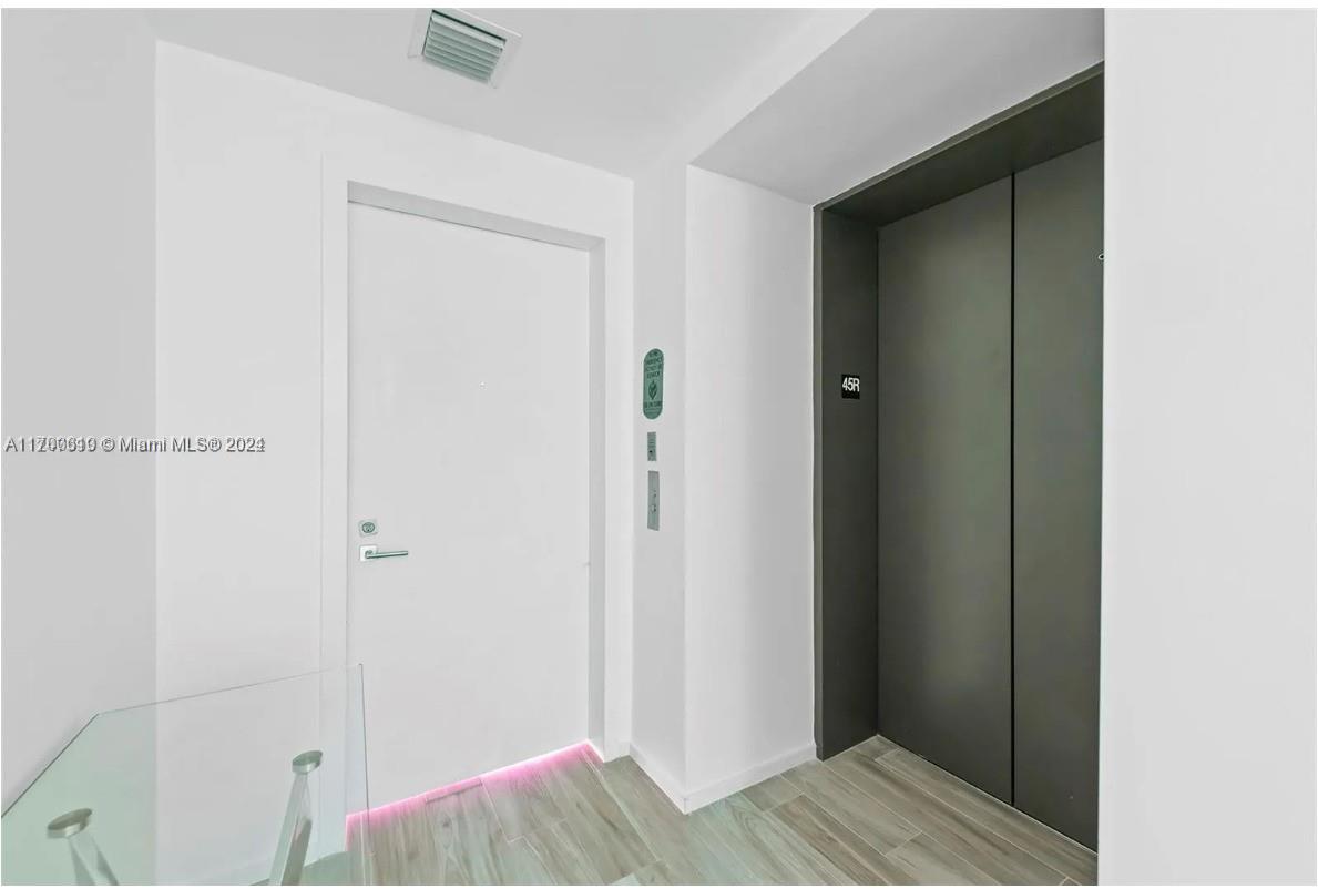 801 SMA RESIDENCES CONDO - Residential