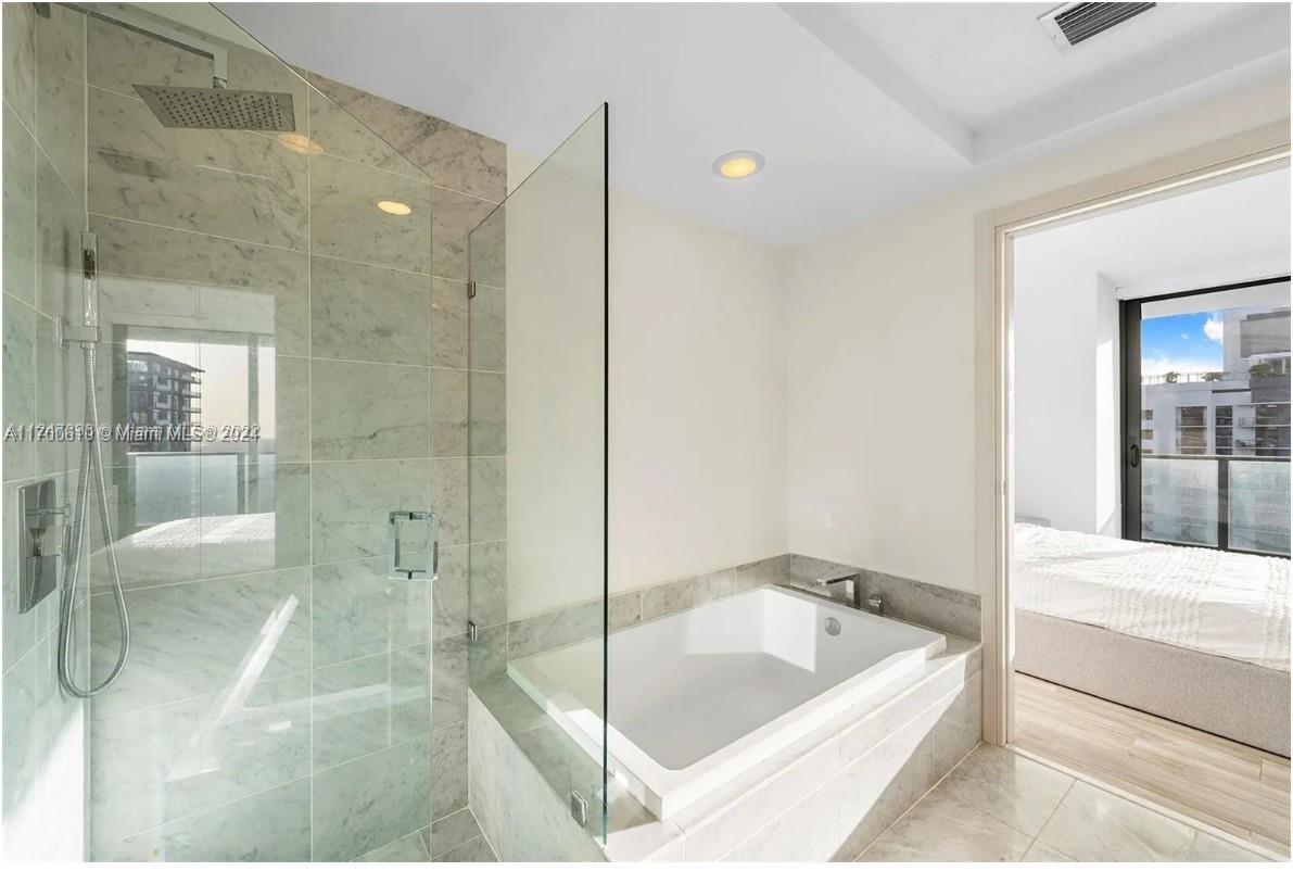 801 SMA RESIDENCES CONDO - Residential