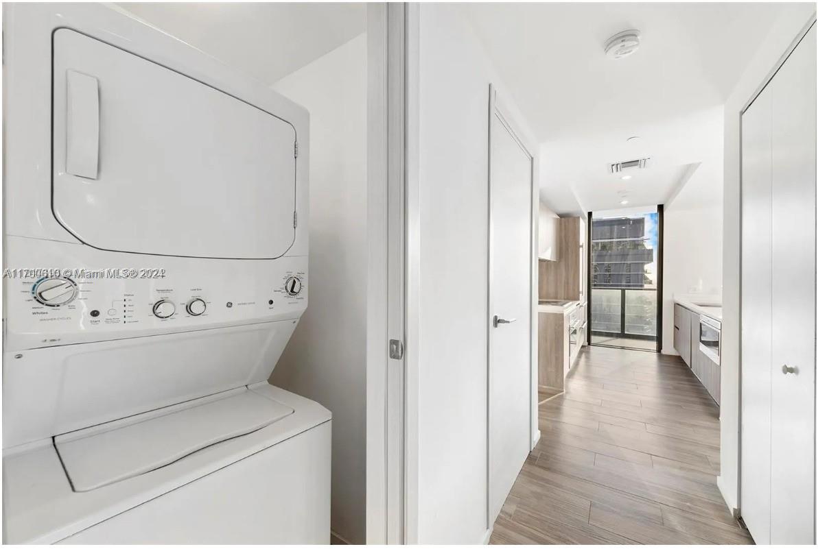 801 SMA RESIDENCES CONDO - Residential