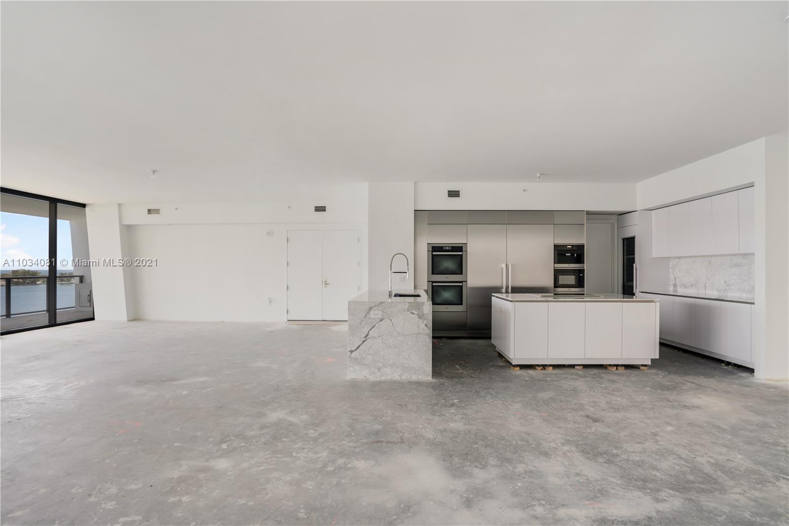 PRIVE CONDO - Residential