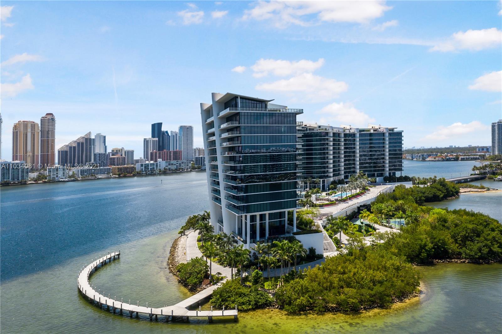 PRIVE CONDO - Residential