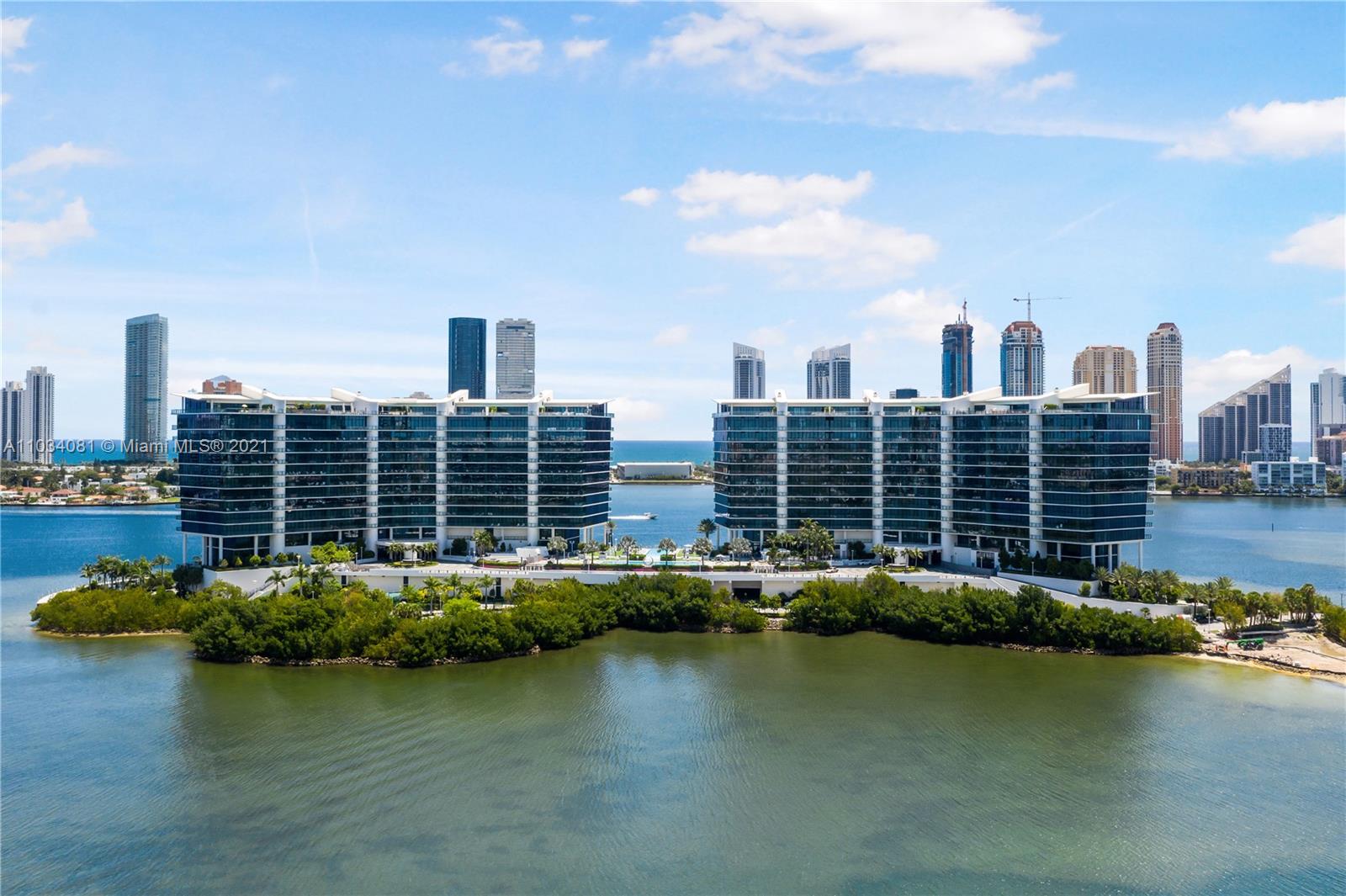 PRIVE CONDO - Residential