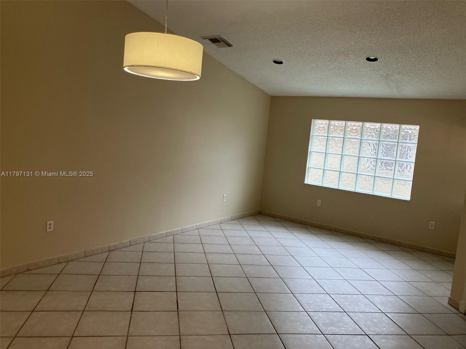 17691 SW 4th Ct
