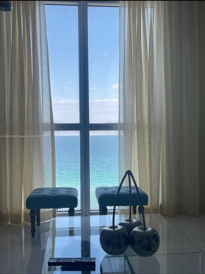 TIDES ON HOLLYWOOD BEACH - Residential