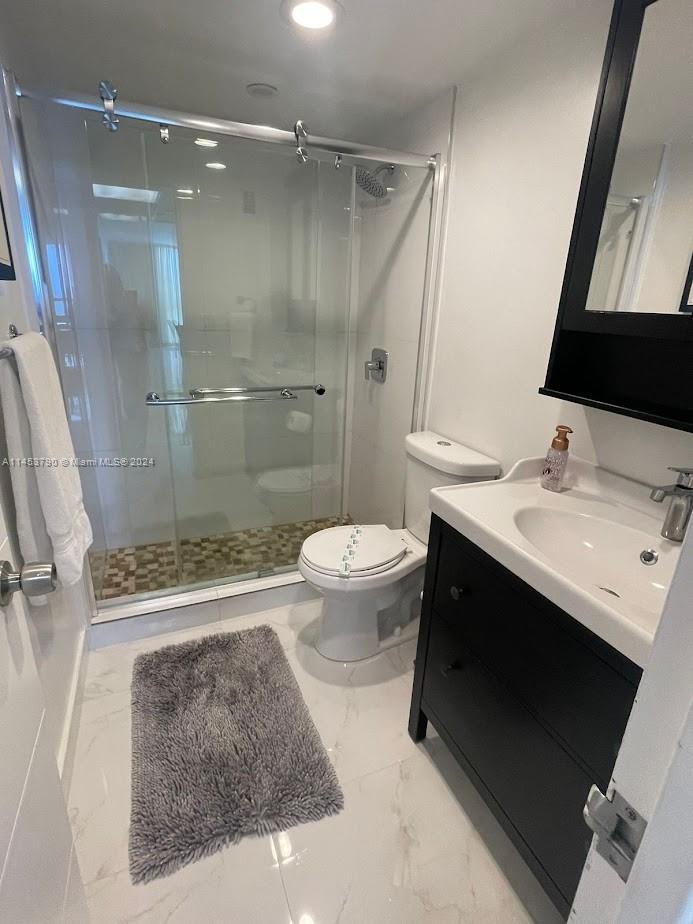 TIDES ON HOLLYWOOD BEACH - Residential