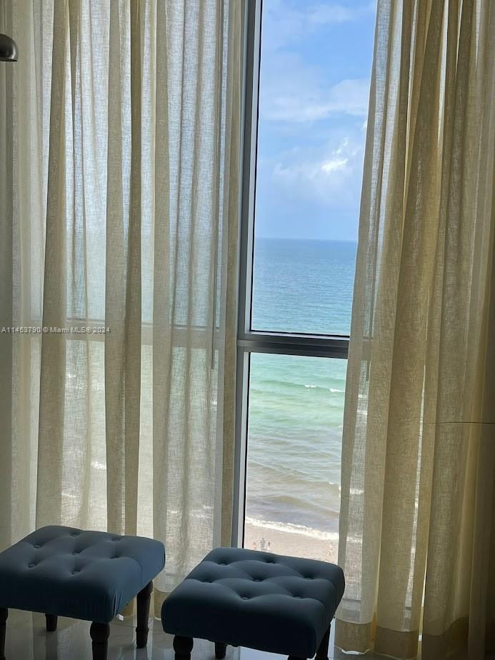 TIDES ON HOLLYWOOD BEACH - Residential