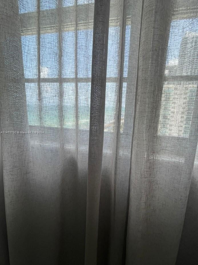 TIDES ON HOLLYWOOD BEACH - Residential
