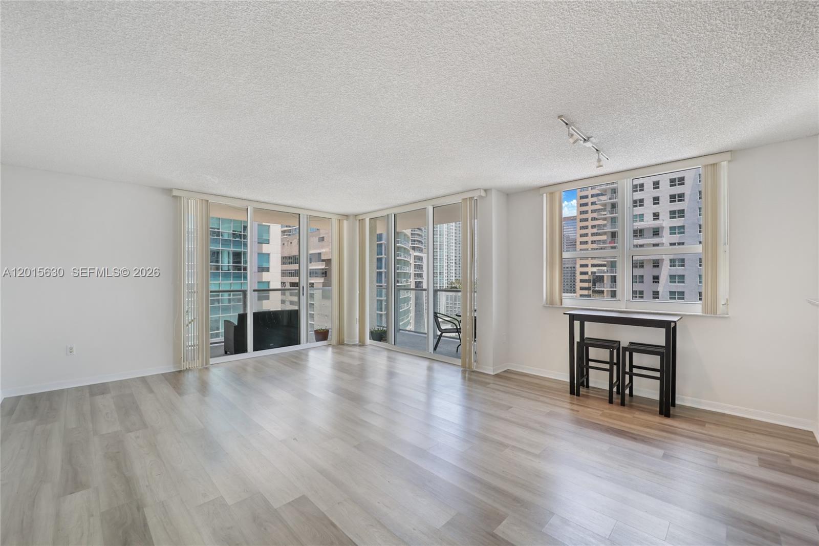 THE MARK ON BRICKELL COND - Residential Lease