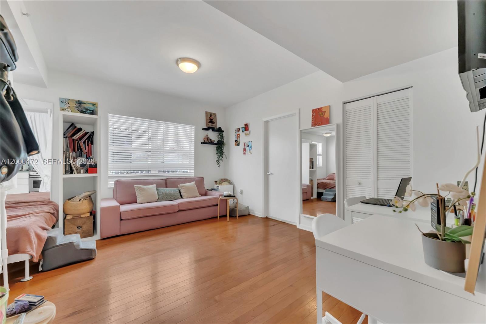 THE RUSKIN CONDO - Residential Lease