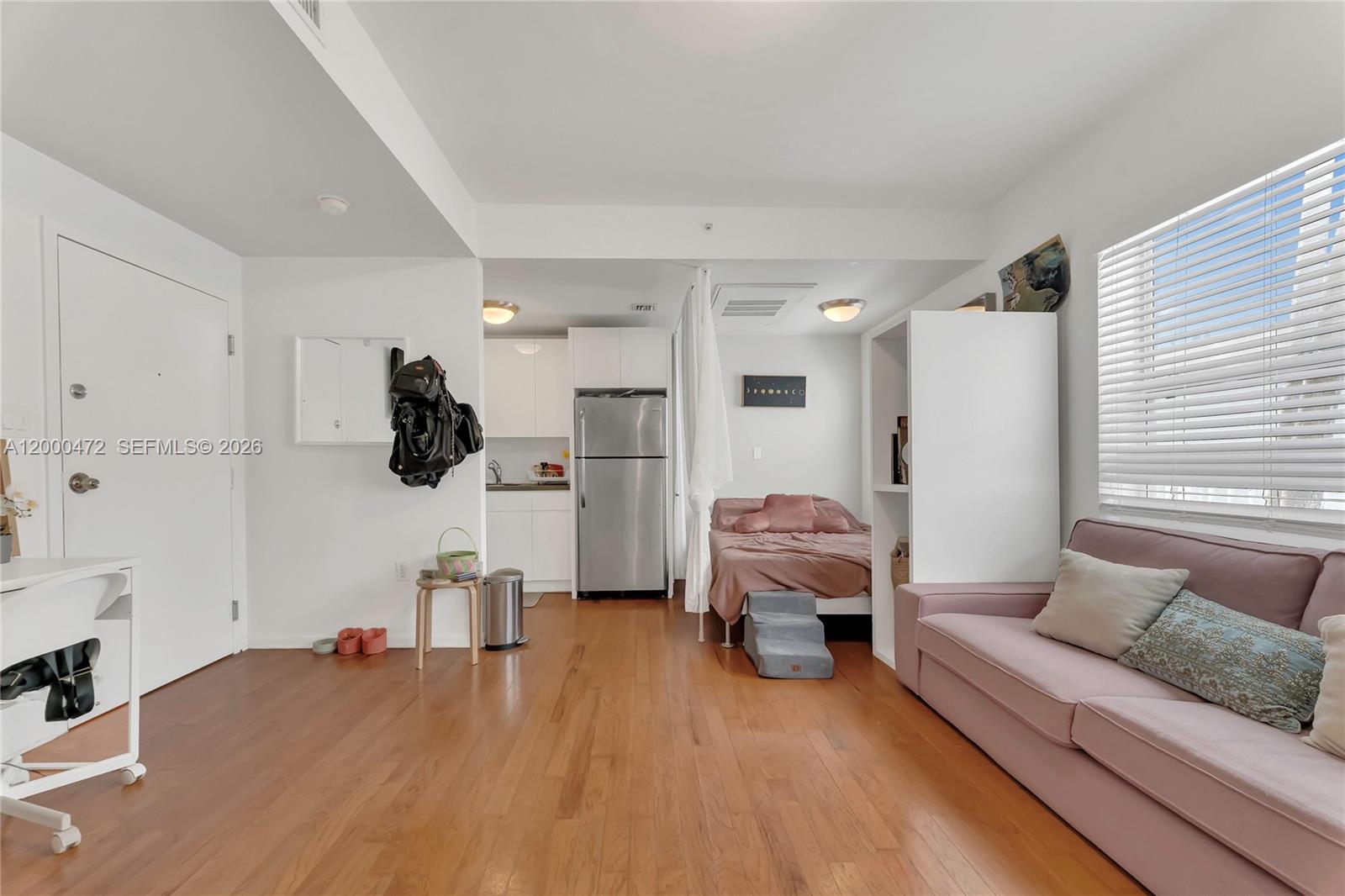 THE RUSKIN CONDO - Residential Lease