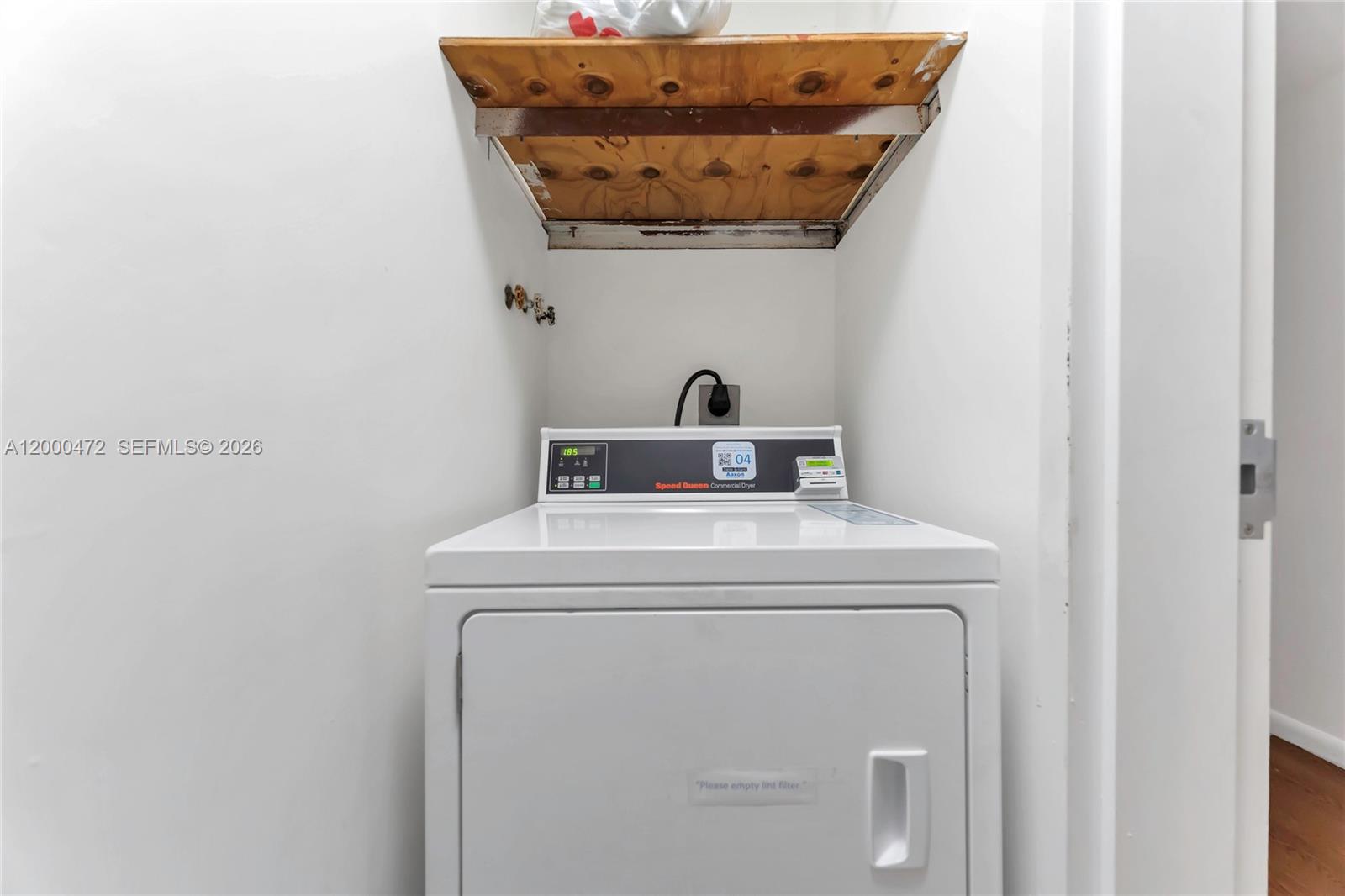 THE RUSKIN CONDO - Residential Lease