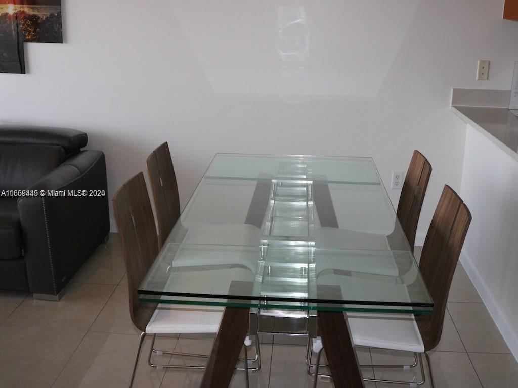 MIDBLOCK MIAMI CONDO - Residential