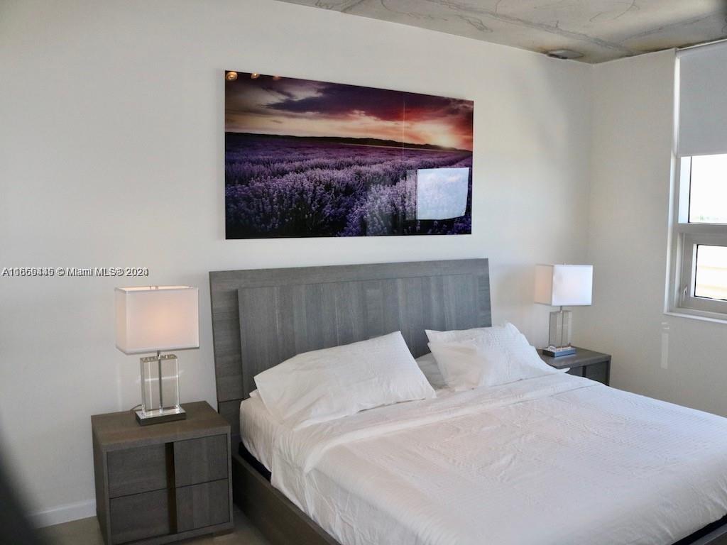 MIDBLOCK MIAMI CONDO - Residential