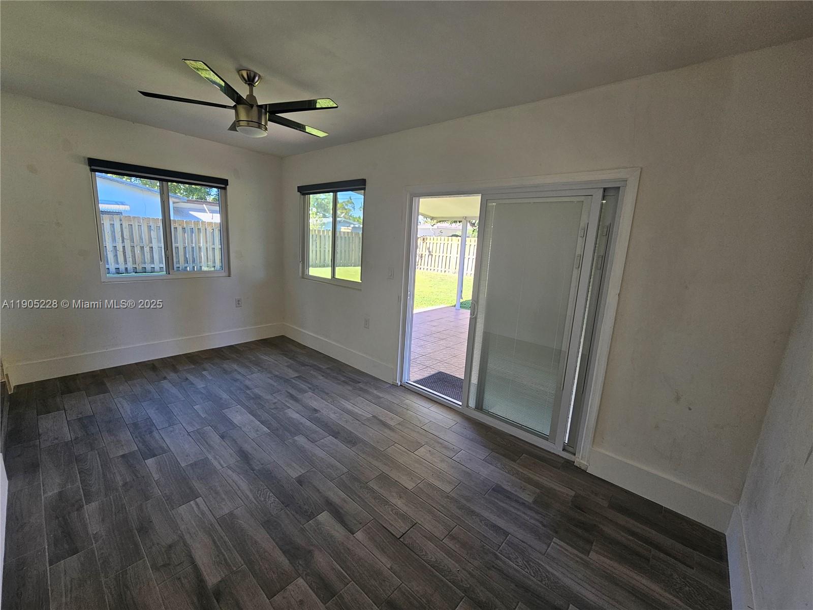 SUNRISE GOLF VILLAGE SEC - Residential