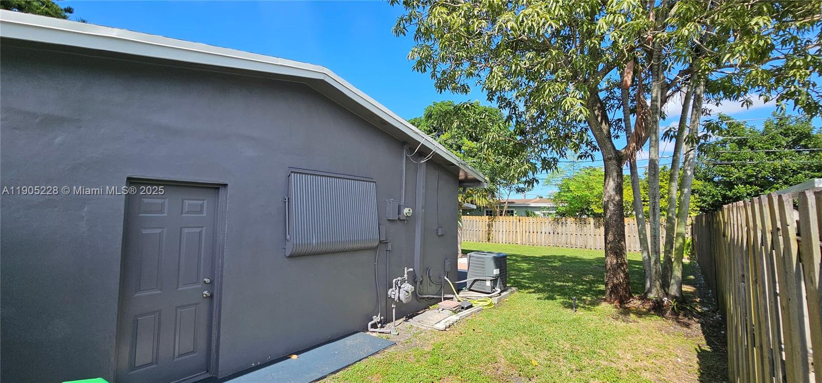 SUNRISE GOLF VILLAGE SEC - Residential