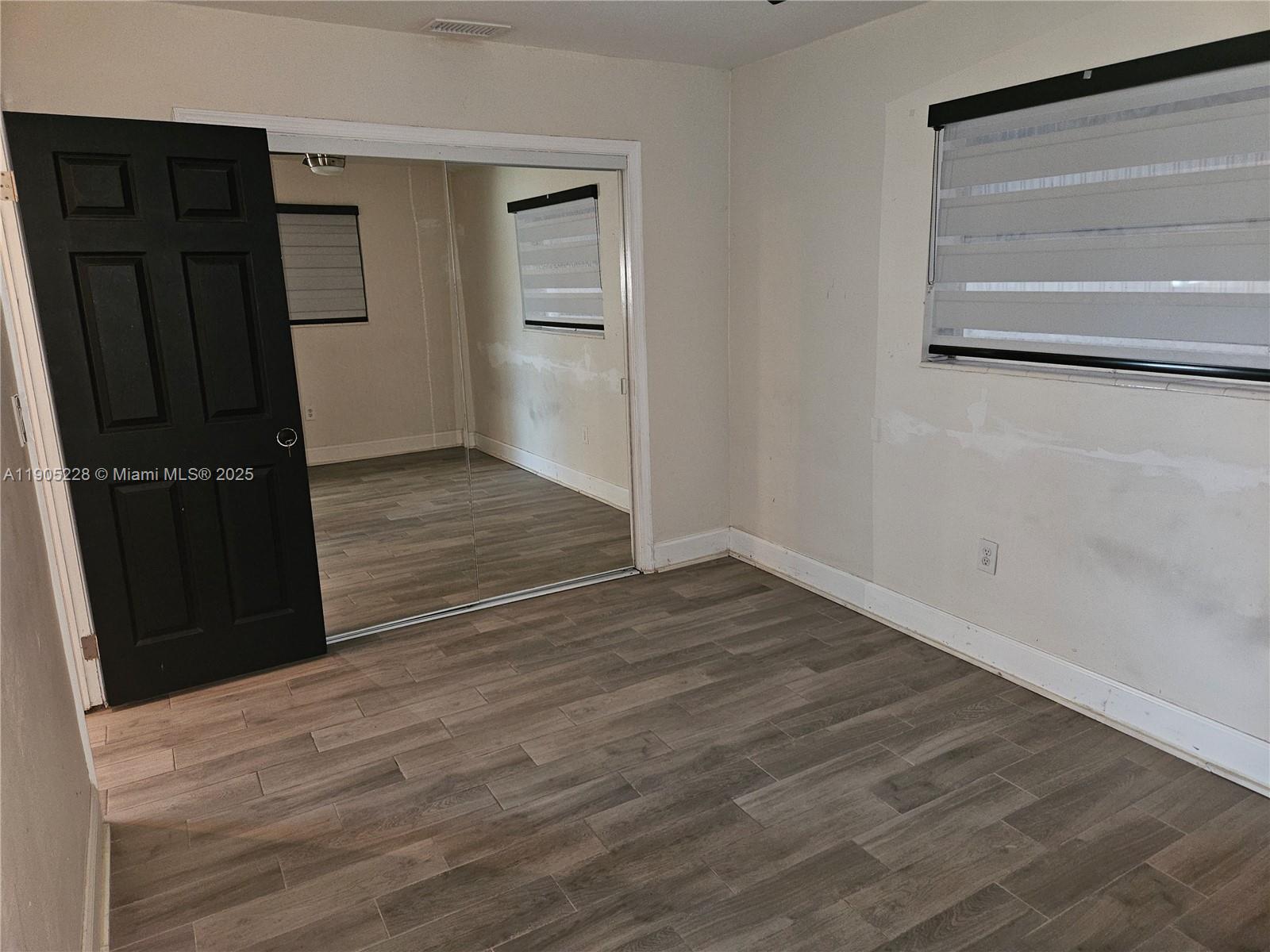 SUNRISE GOLF VILLAGE SEC - Residential