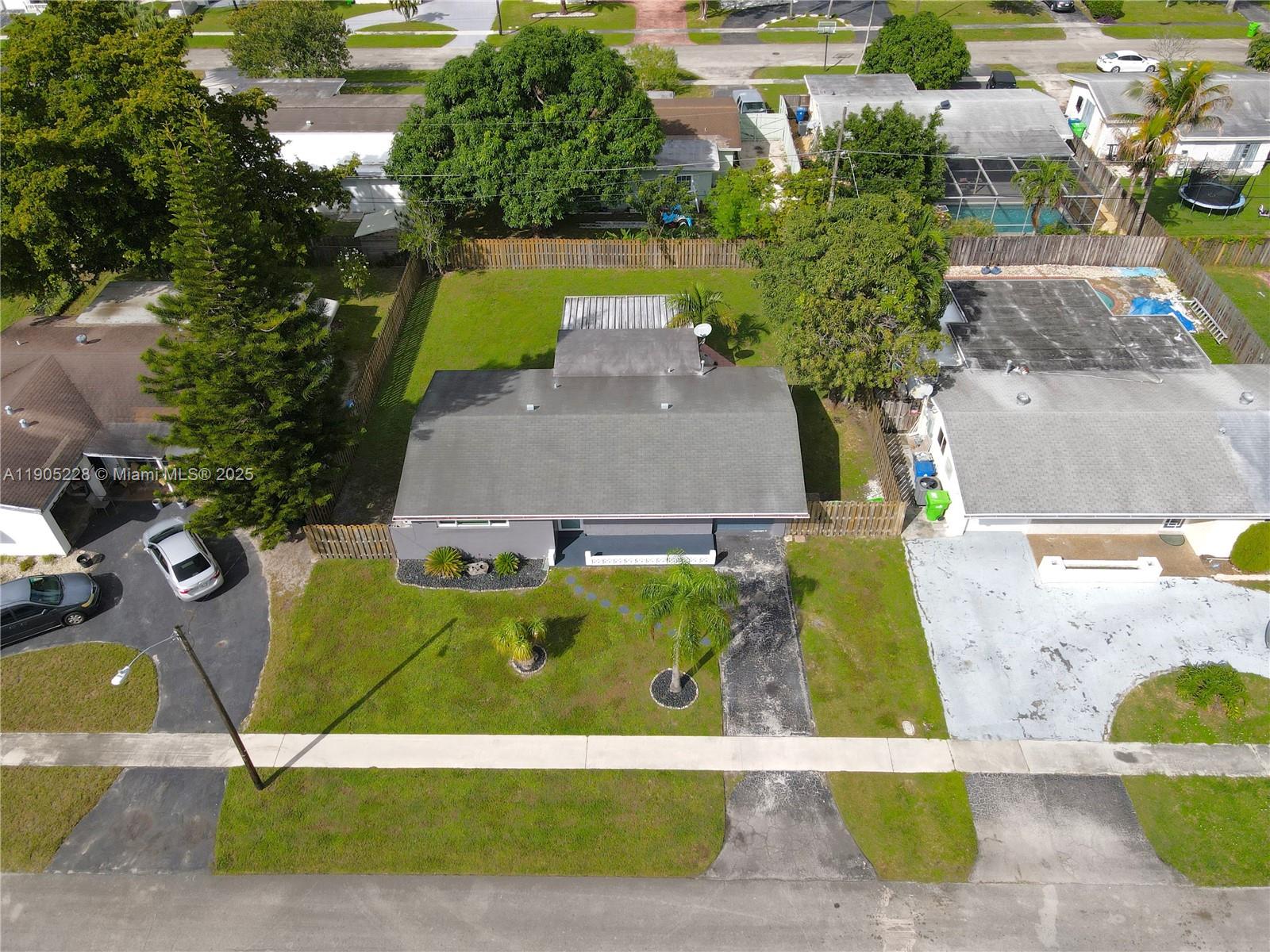 SUNRISE GOLF VILLAGE SEC - Residential