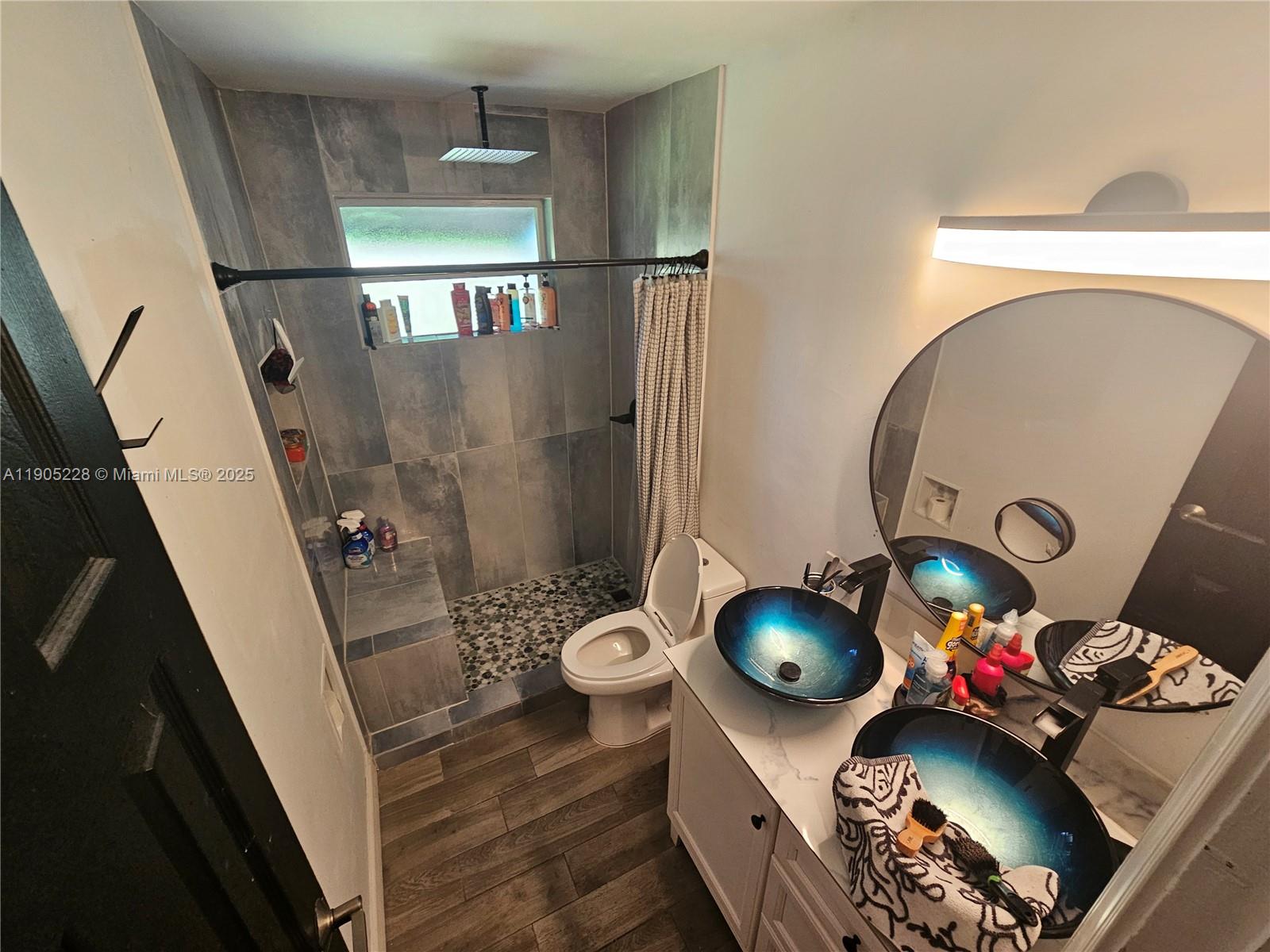 SUNRISE GOLF VILLAGE SEC - Residential