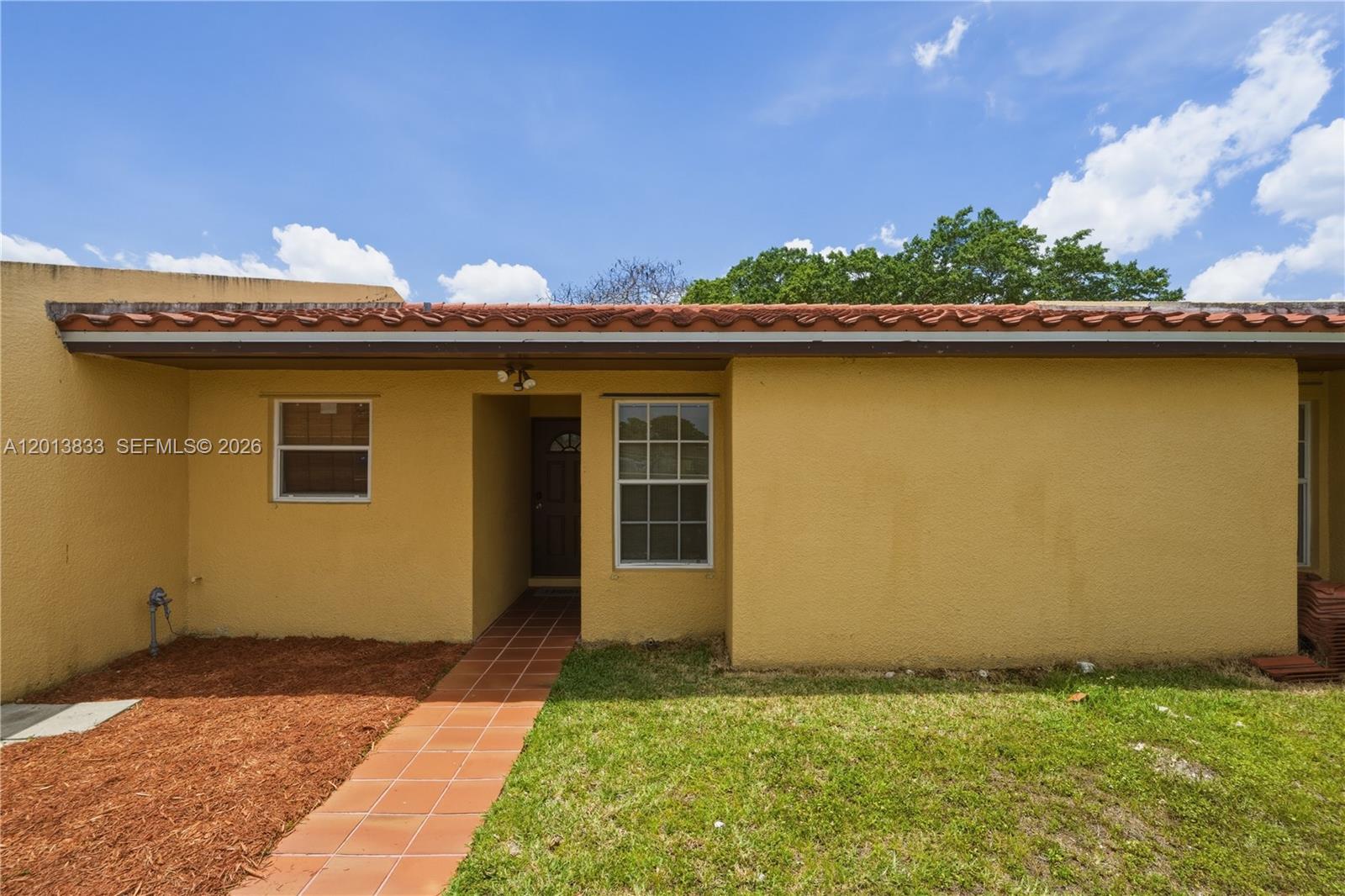 KENDALE LAKES WEST TOWNHO - Residential