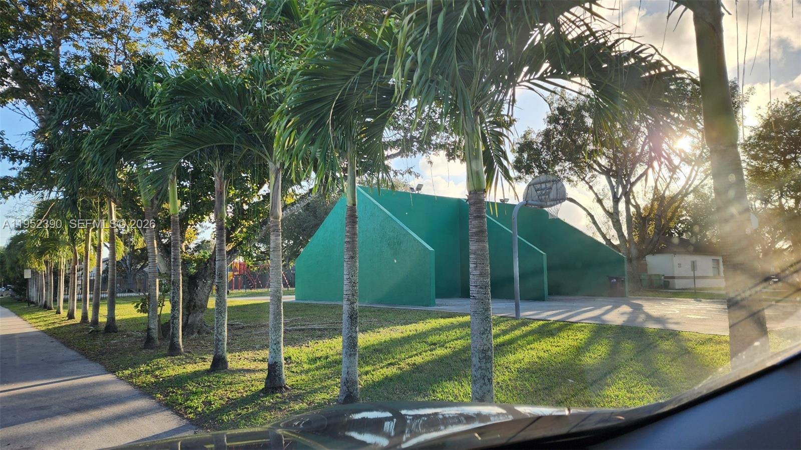 EDGEWATER PARK - Residential