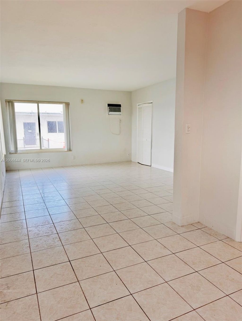 Photo of 505 S Ocean Dr #A1, Hollywood, FL 33019 (MLS # A12008844)