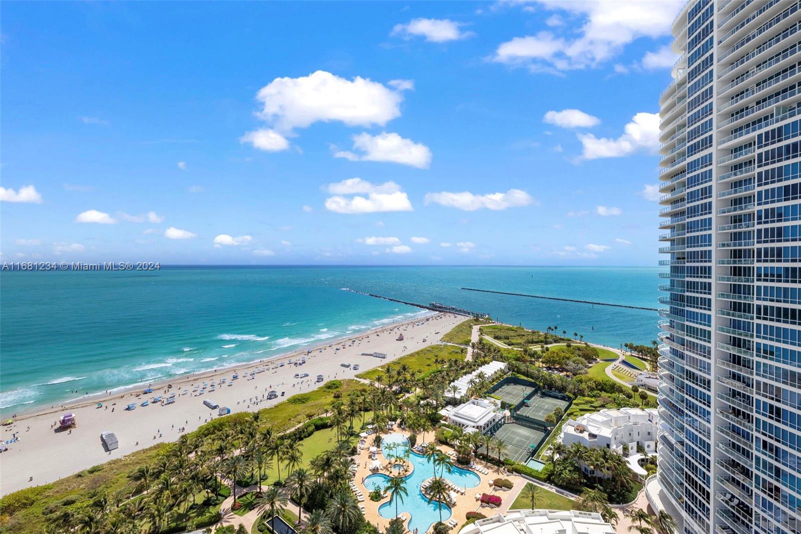 50 S Pointe Dr 1107, Miami Beach, Miami-Dade County, Florida - 2 Bedrooms  
2.5 Bathrooms - 