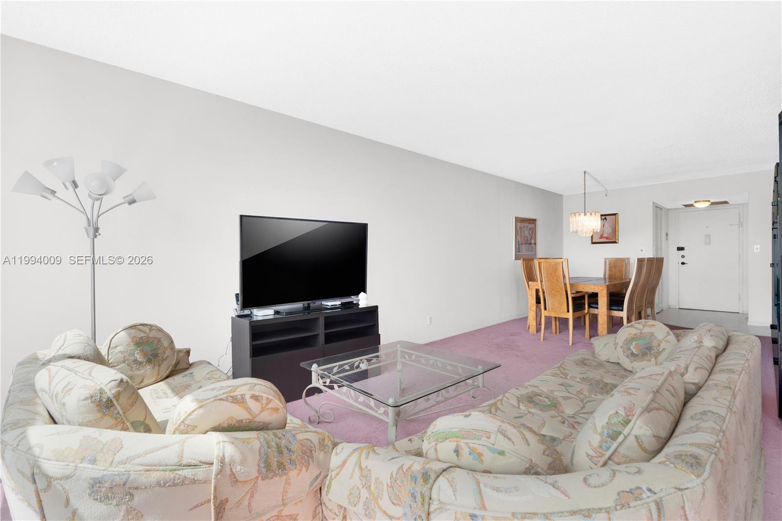 1000 Parkview Dr 822