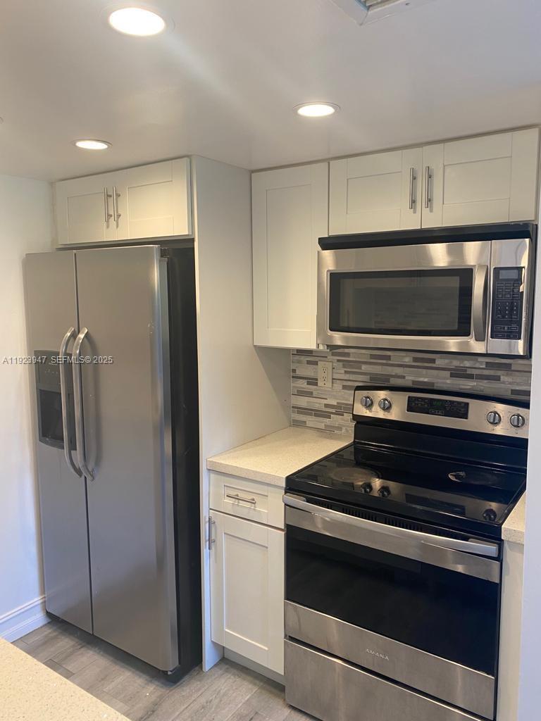 ST ANDREWS PALM BEACH CON - Residential Lease