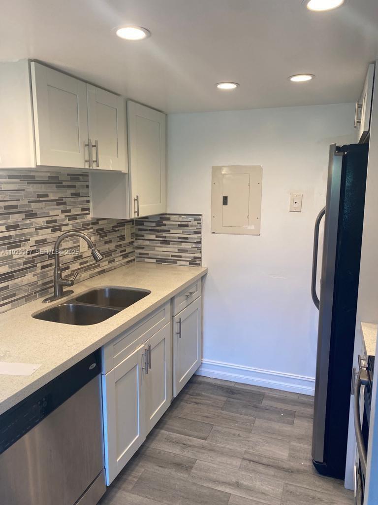 ST ANDREWS PALM BEACH CON - Residential Lease