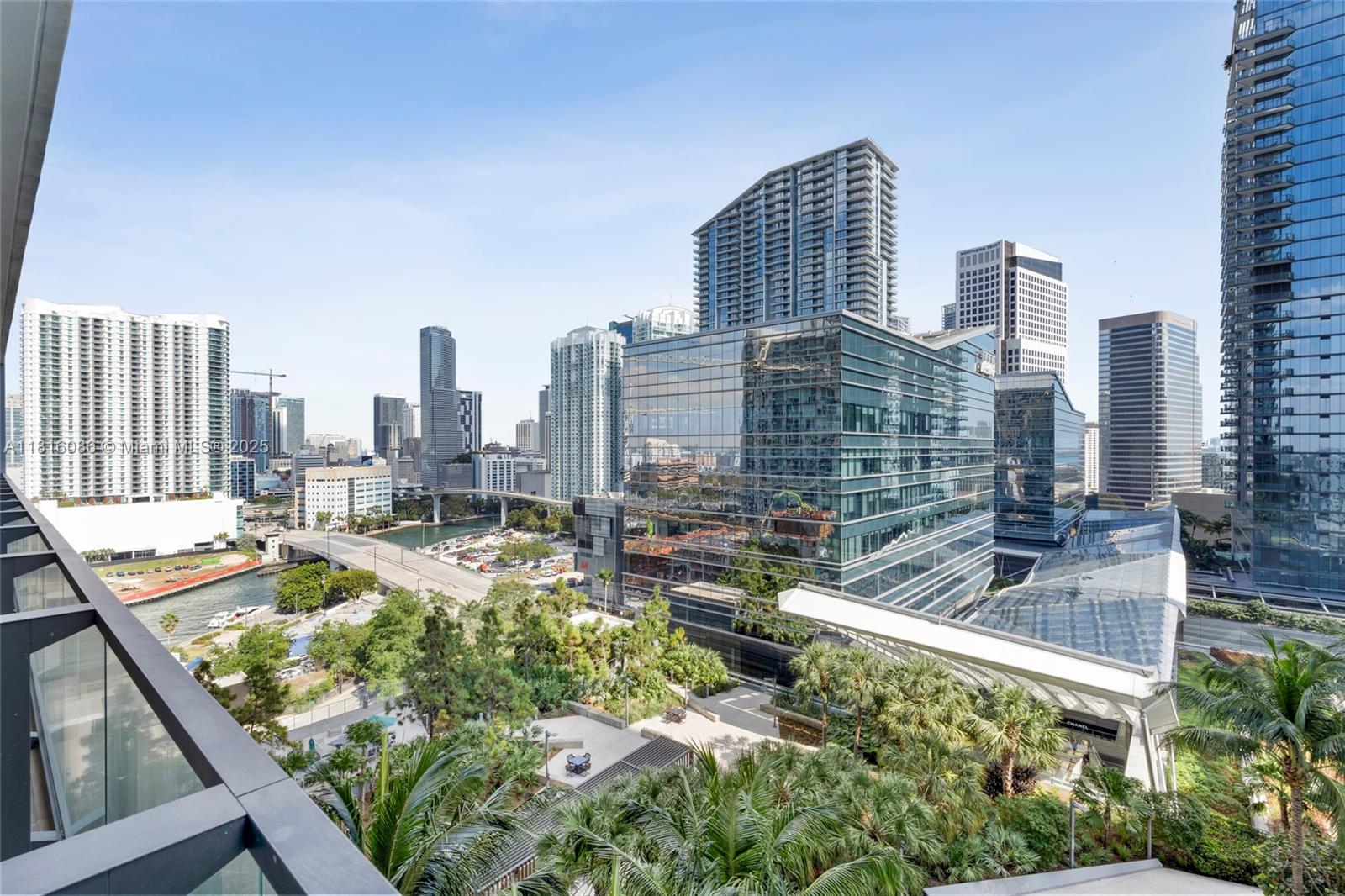 RISE CONDO - Residential