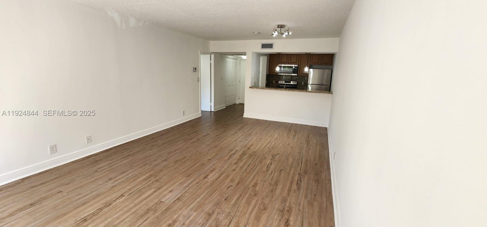 LAS VISTAS AT DORAL CONDO - Residential Lease