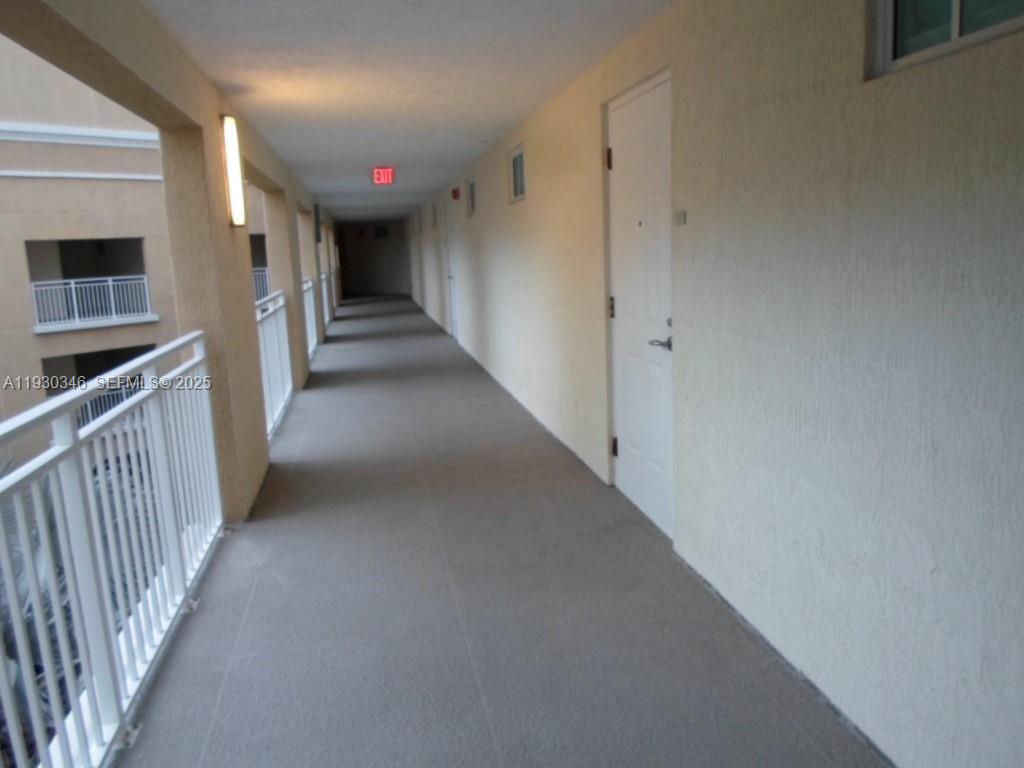 DOWNTOWN DADELAND - Residential