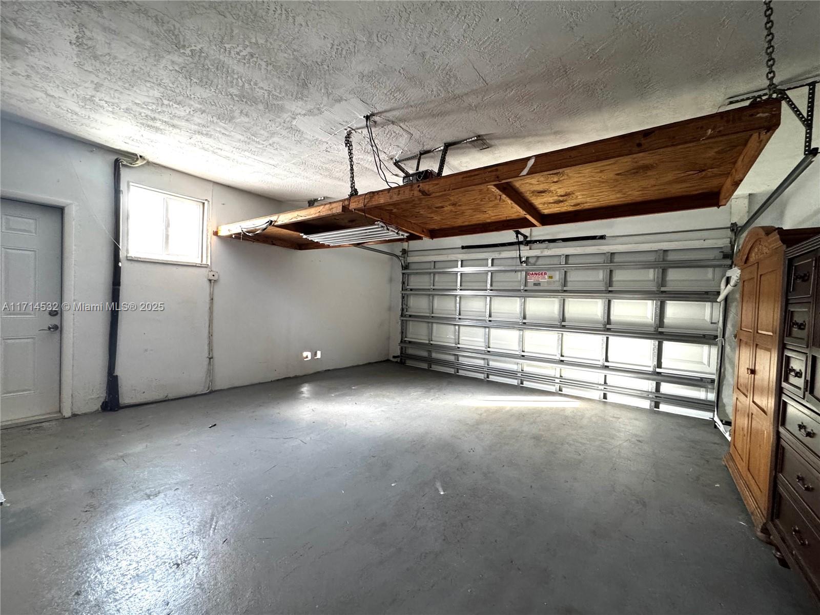 COOPER ESTATES SEC 1 - Residential Lease