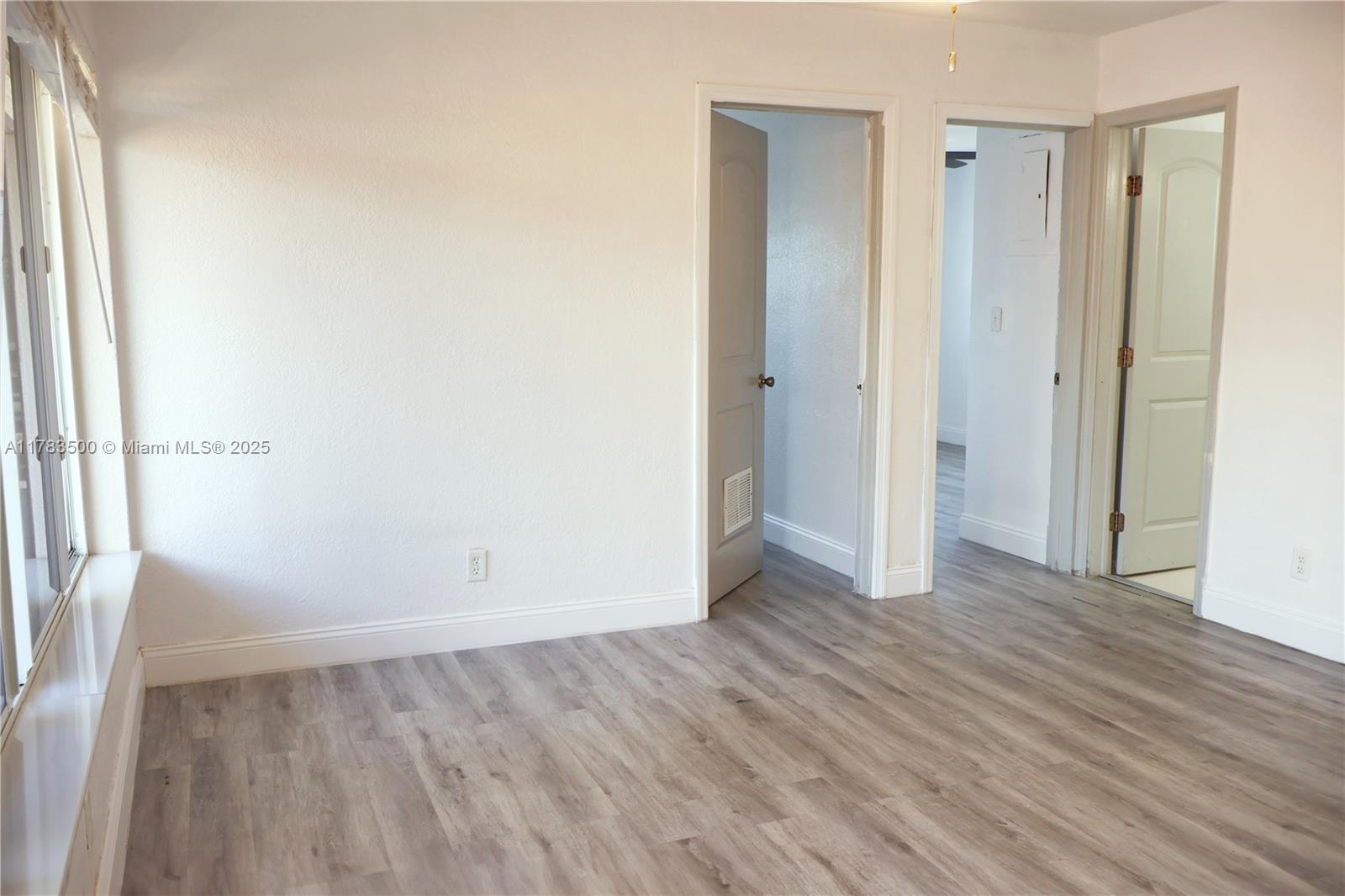 PINEWOOD HEIGHTS - Residential Income