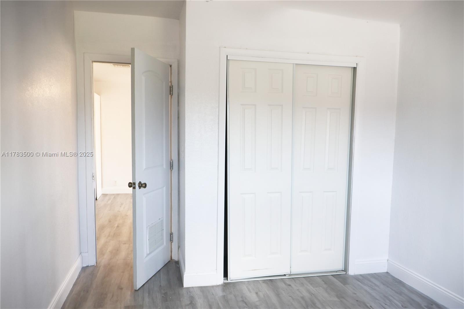 PINEWOOD HEIGHTS - Residential Income