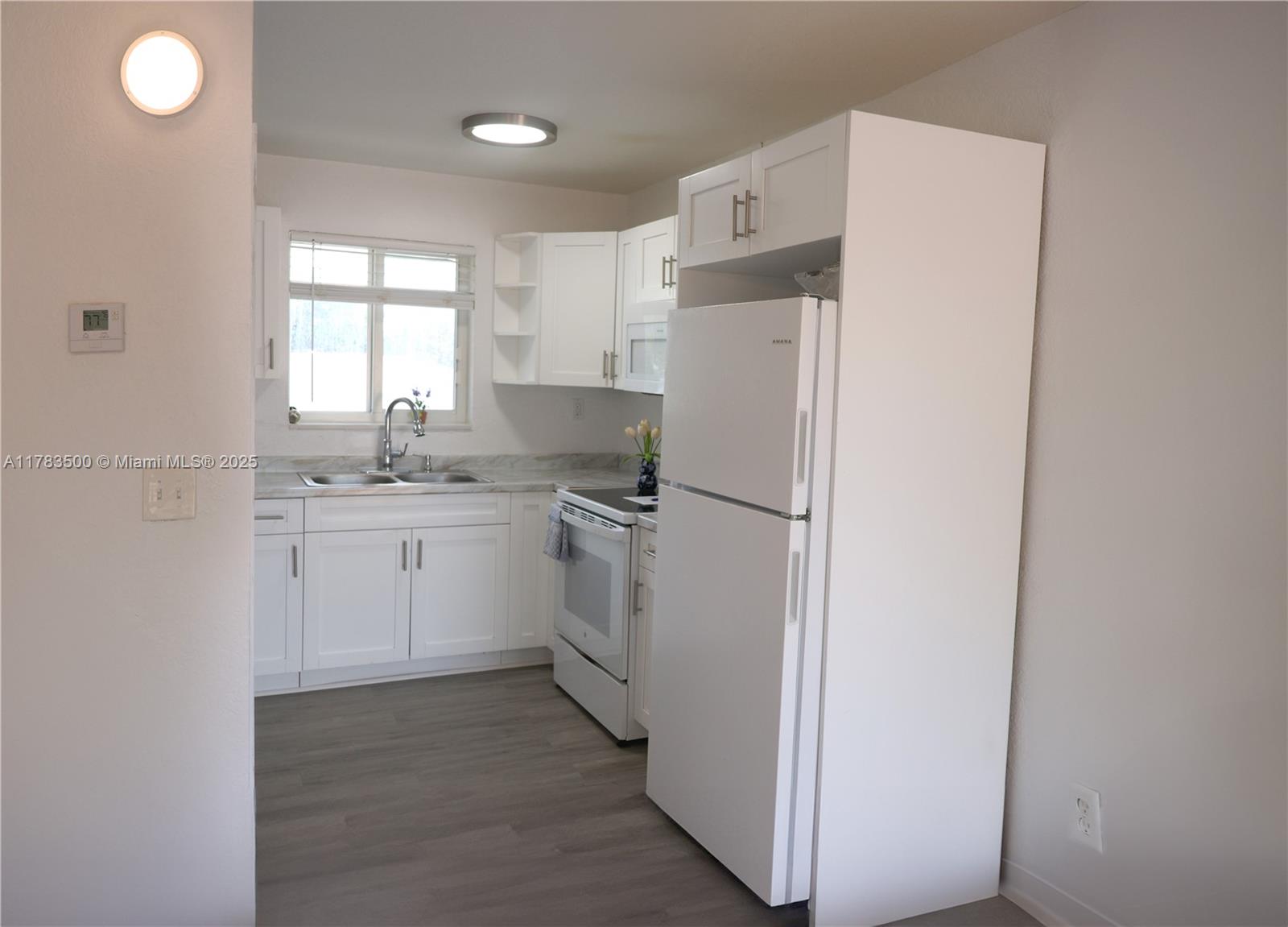 PINEWOOD HEIGHTS - Residential Income