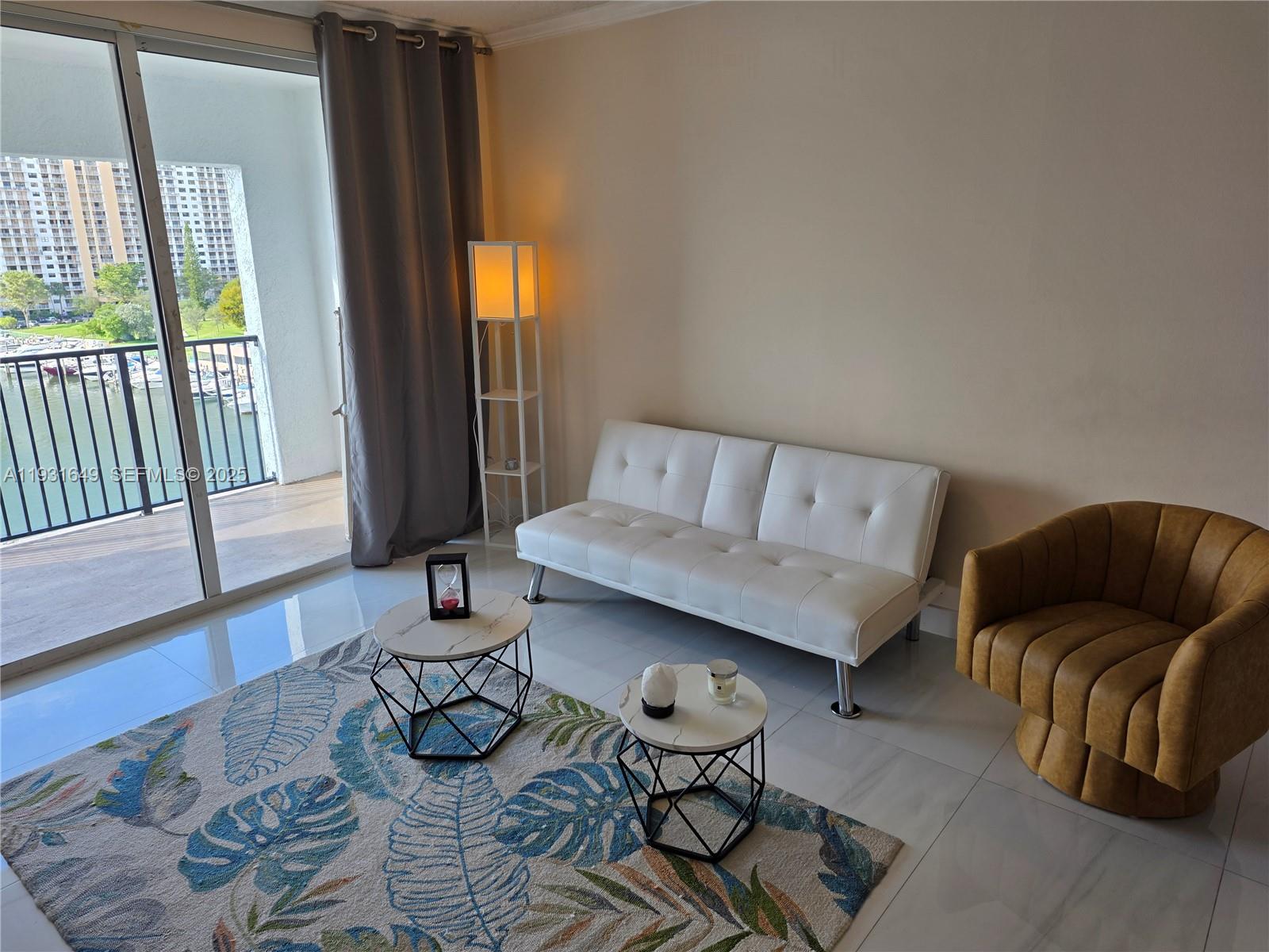 PORTO BELLAGIO CONDO - Residential Lease