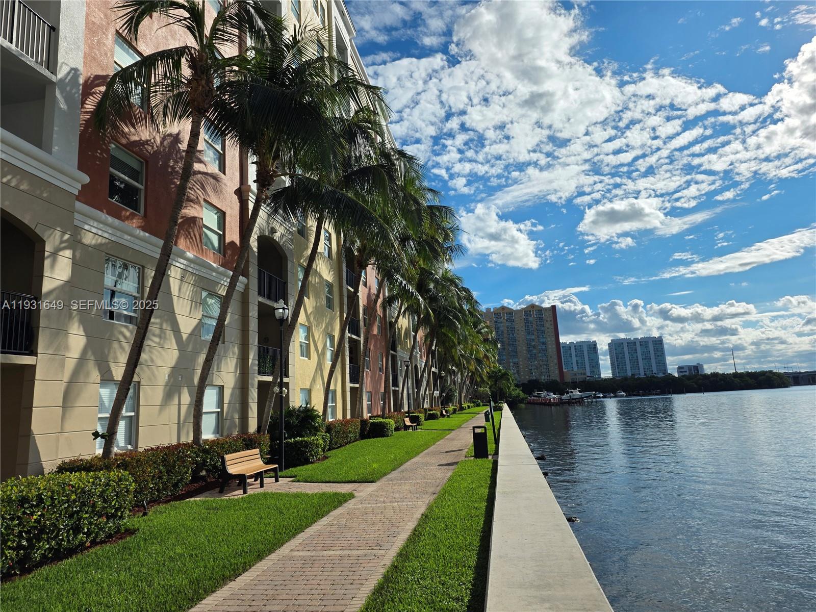 PORTO BELLAGIO CONDO - Residential Lease