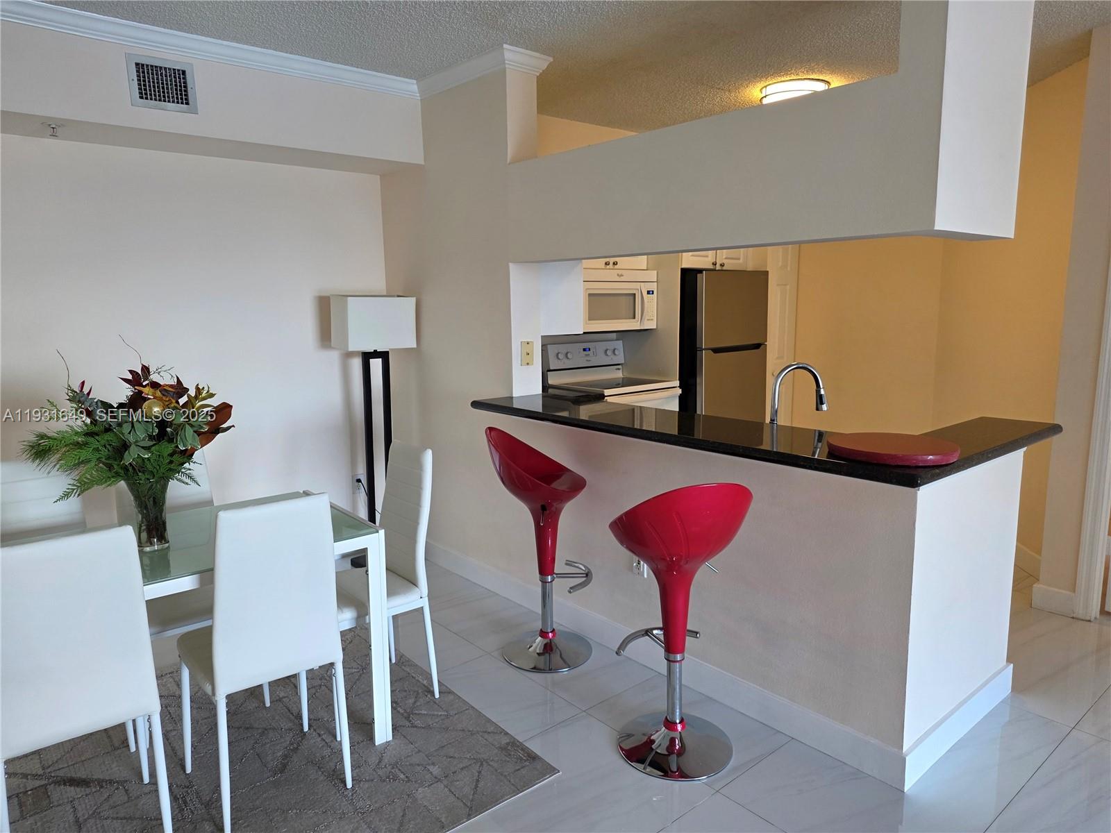 PORTO BELLAGIO CONDO - Residential Lease