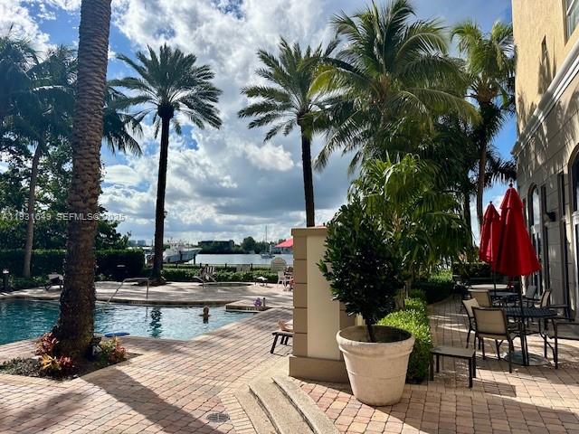 PORTO BELLAGIO CONDO - Residential Lease