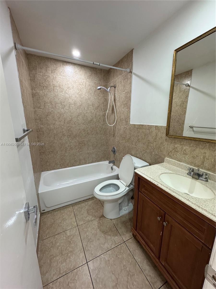 LESLIE ESTATES SEC 5 - Residential