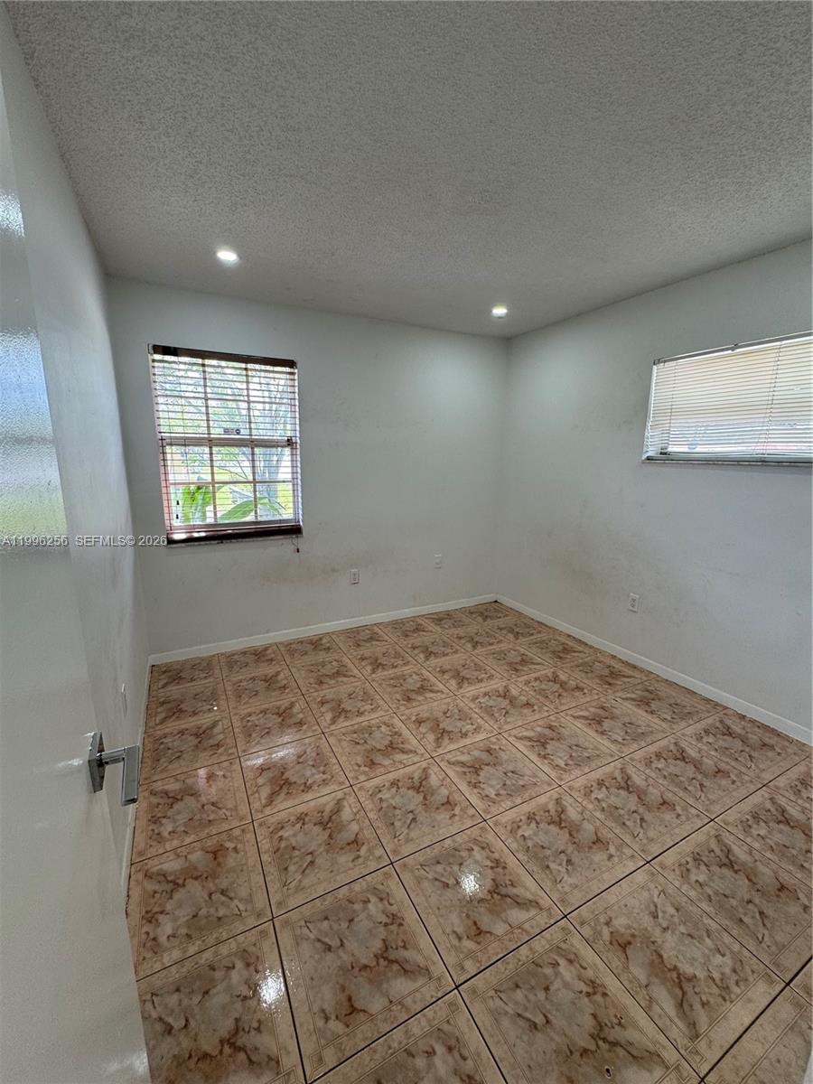 LESLIE ESTATES SEC 5 - Residential