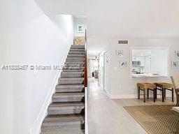 GRAPETREE TOWNHOUSE CONDO - Residential Lease