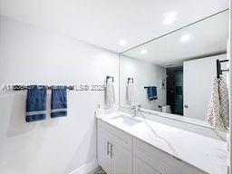 GRAPETREE TOWNHOUSE CONDO - Residential Lease