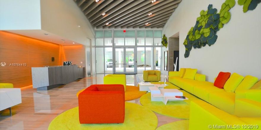 Great Price to rent inmediatly> Exellent 3 bedrooms/3 bathrooms in a new luxury complex in Brickell/MIami Area with Italian Style Kitchen, no carpets, huge balcony around the unit with amazing poll and city views. This condo offers all the amenities like swimming pool with Picnic and BBQ area, Gym with Playroom for kids, Top Terrace with exellent Bay and City views with a huge Jacuzzi. Just some blocks to walk to Brickell CIty Center where you can enloy a lot of attractions, restaurants, art centers, luxury Boutiques, and much m ore.