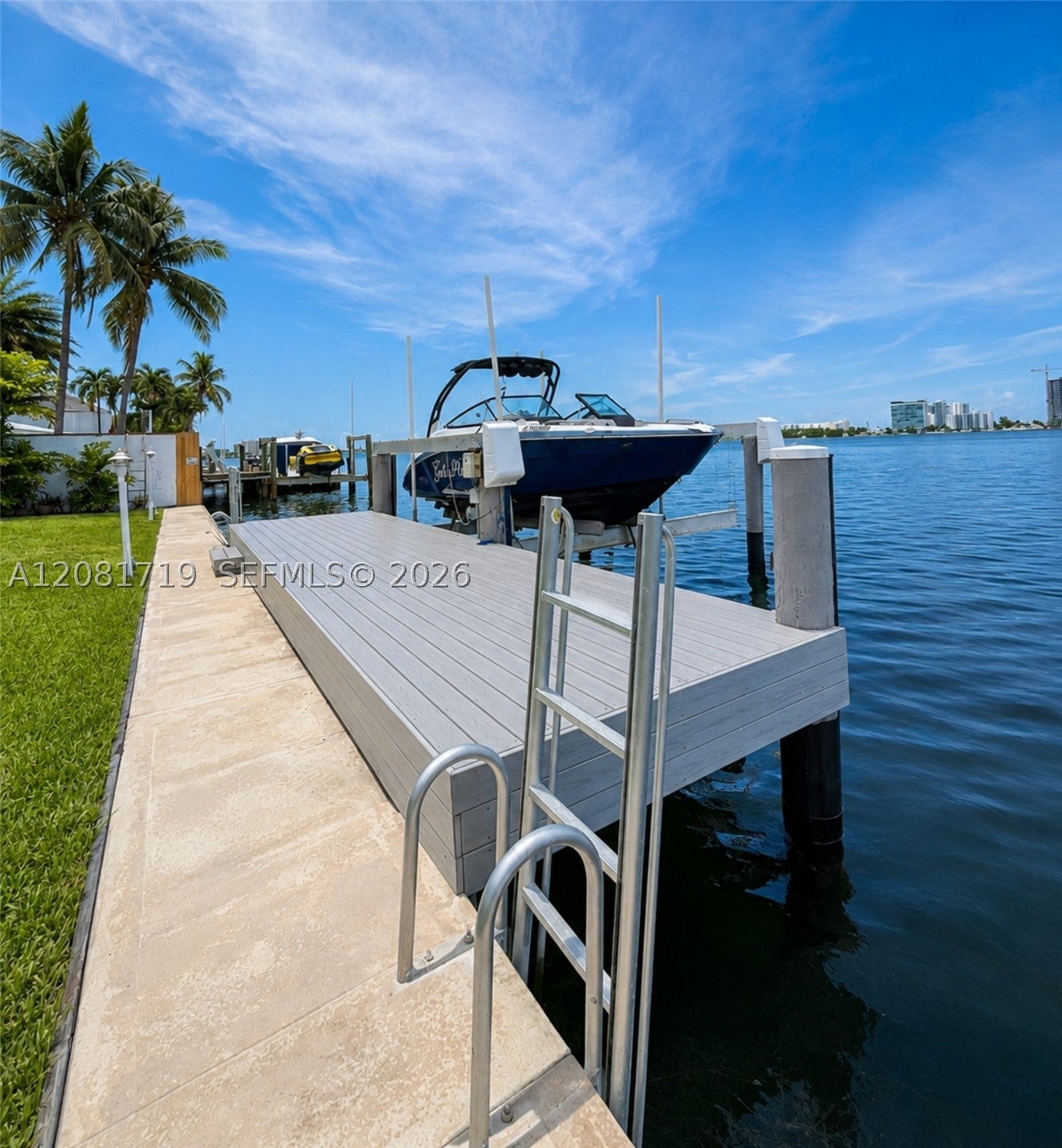 8041 NE Bayshore Ct 8041