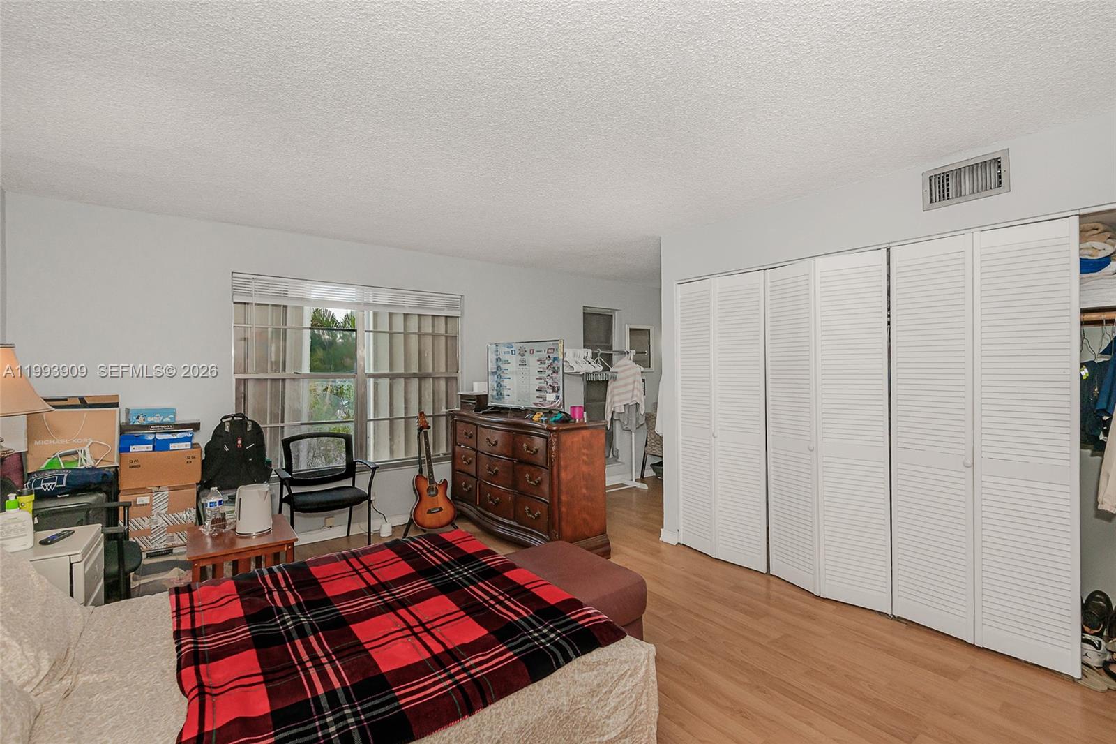 NOVA TOWNHOUSES CONDOMINI - Residential